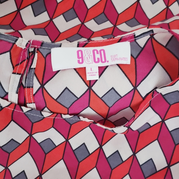 9 & Co Geometric Tank Top - Picture 3 of 4